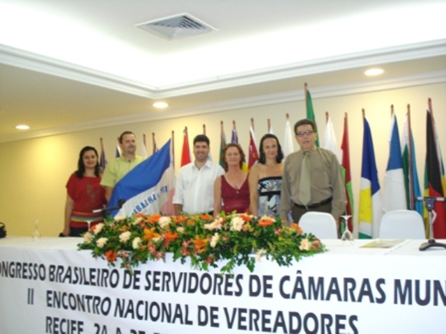 Servidores da Câmara de Itarana participaram XXII Congresso.